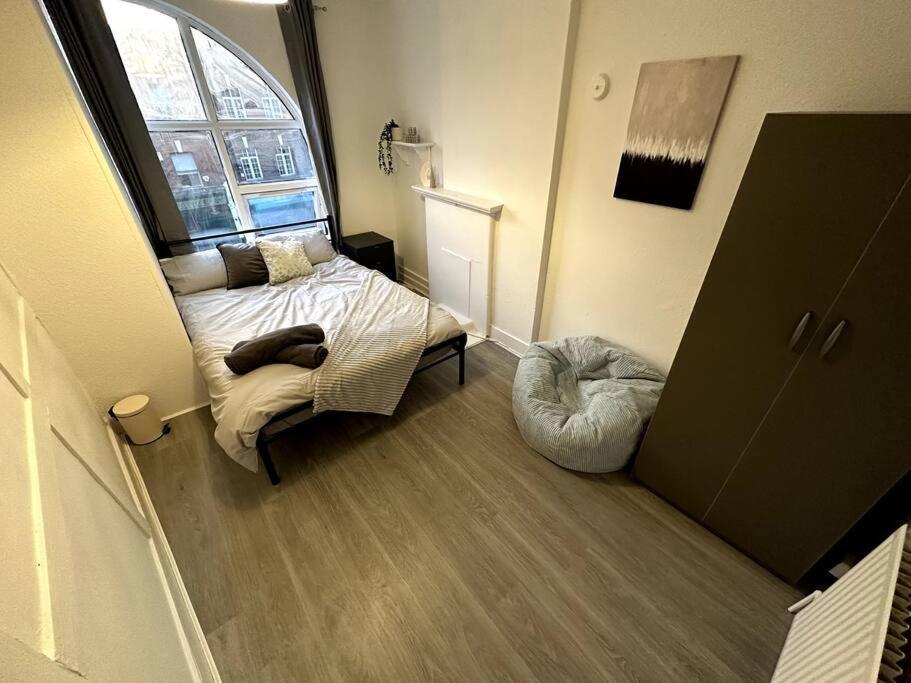 Spectacular 2 Bedroom On Tower Bridge Лондон Экстерьер фото